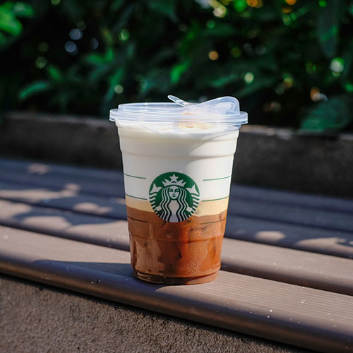 Starbucks nâng cao trải nghiệm cà phê lạnh